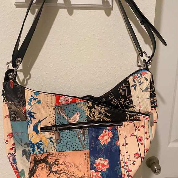 Vibrant leather patchwork style luxury Desigual purse - Picture 11 of 11